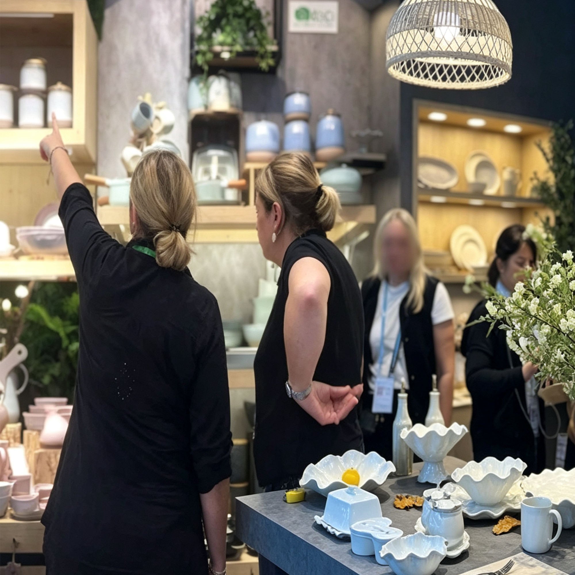 We support hotels, restaurants, guesthouses, weddings & more brands with end-to-end operational solutions, from brand and design standards to tools for consistent global execution, Our work includes operational frameworks, souring platforms, and retail concept development aligned with leading benchmarks.
